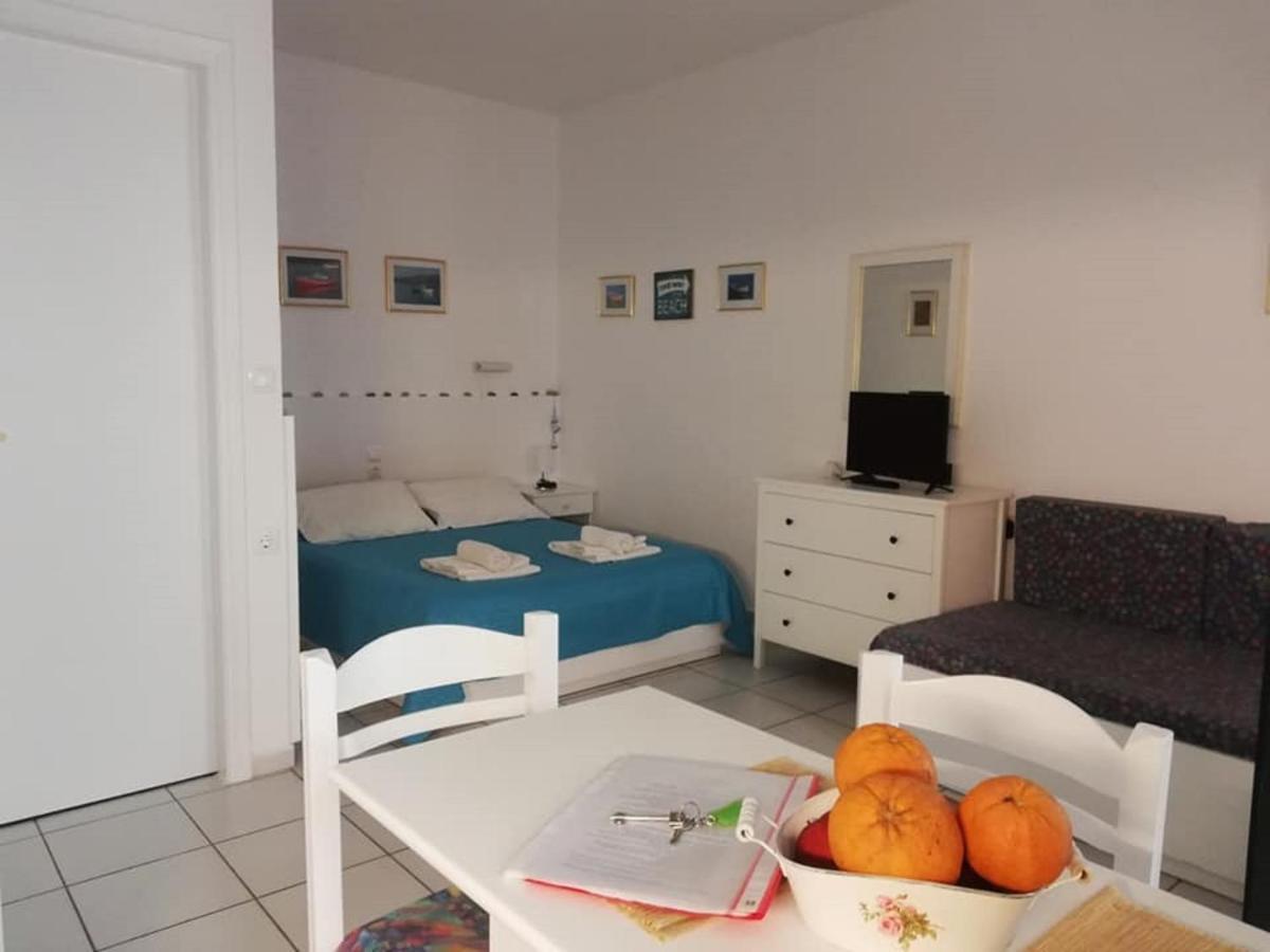Aigialis Apartments & Studios Kokkini Hani Экстерьер фото